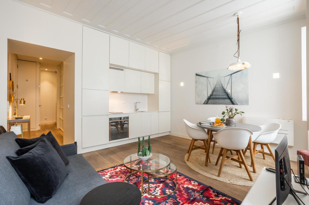 Chic Tailor Made Flat In Chiado Apartment Lisboa Ngoại thất bức ảnh