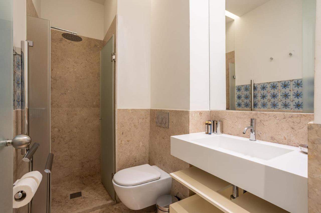 Chic Tailor Made Flat In Chiado Apartment Lisboa Ngoại thất bức ảnh